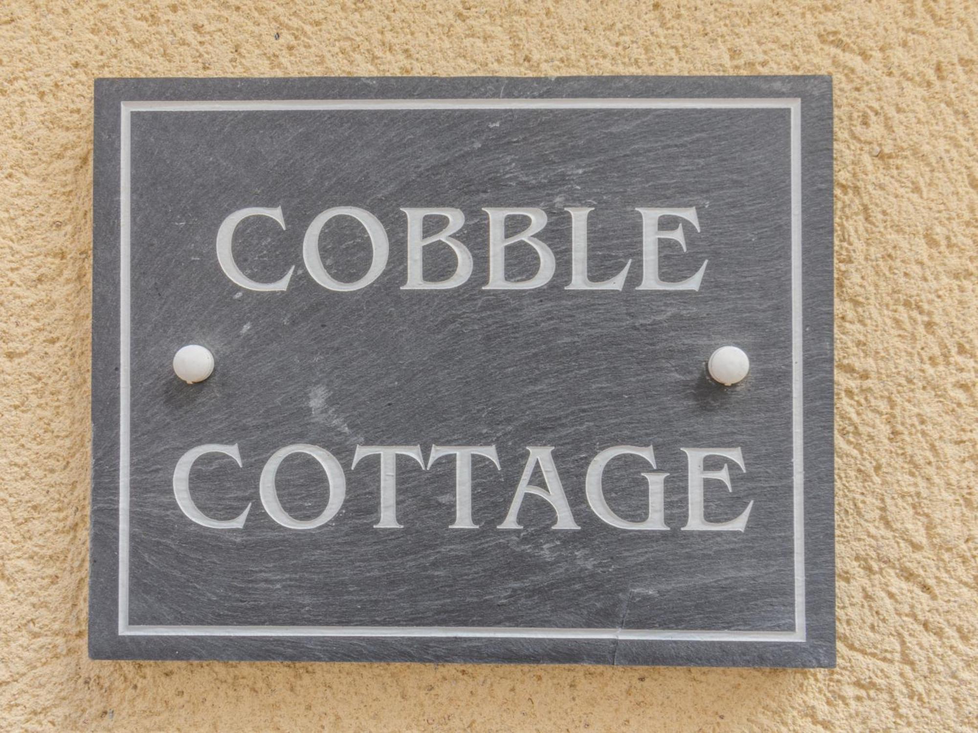 Cobble Cottage - Uk38973 휫비 외부 사진