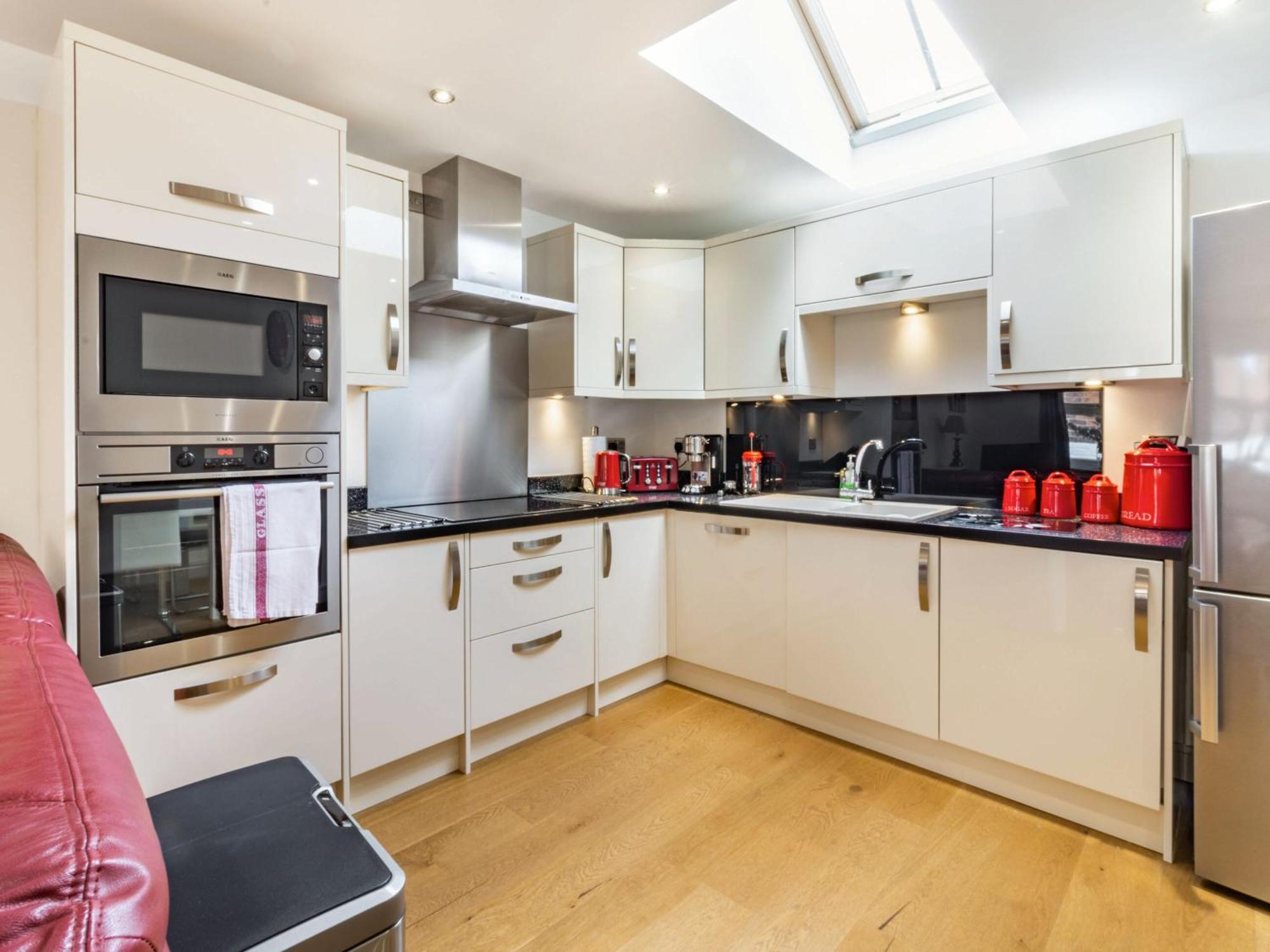 Cobble Cottage - Uk38973 휫비 외부 사진